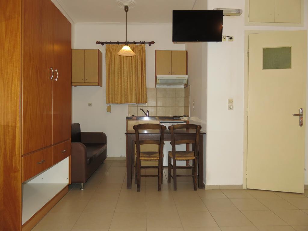 Kokkini Hani Frosso'S Apartments מראה חיצוני תמונה