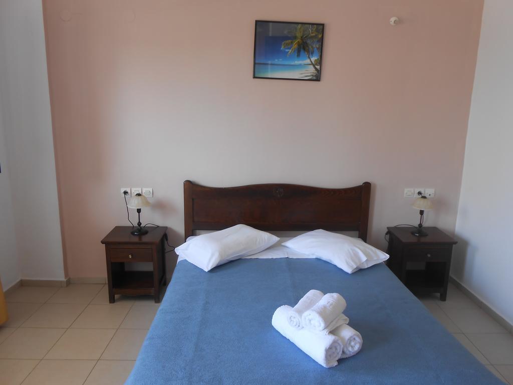 Kokkini Hani Frosso'S Apartments מראה חיצוני תמונה